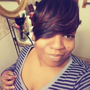 Meet your Posher, April